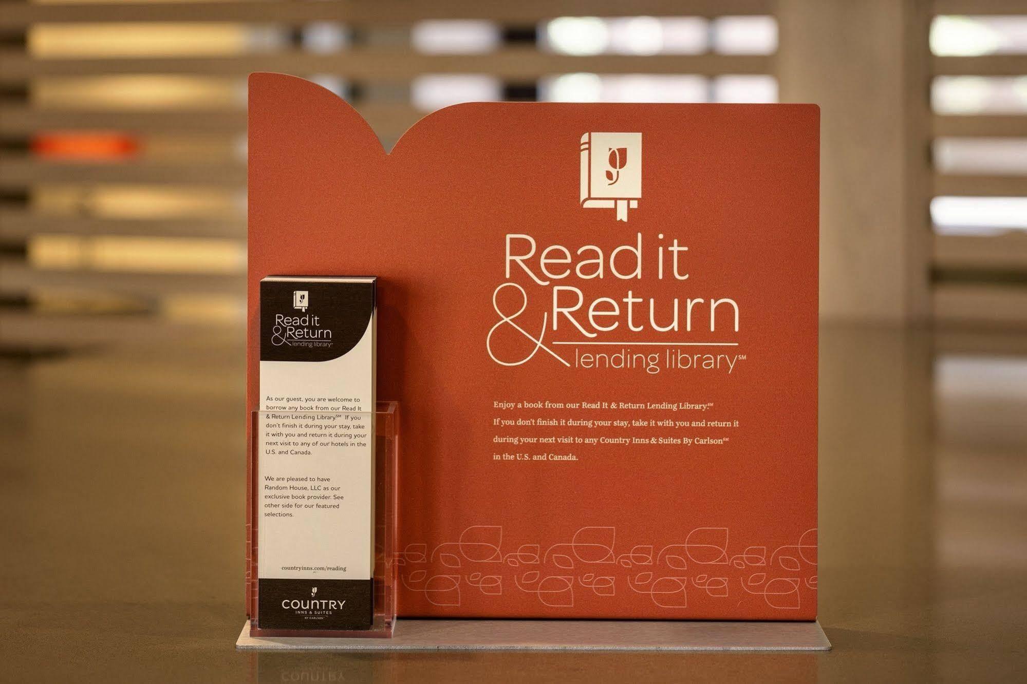 Country Inn & Suites By Radisson, Des Moines West, Ia Clive Екстериор снимка